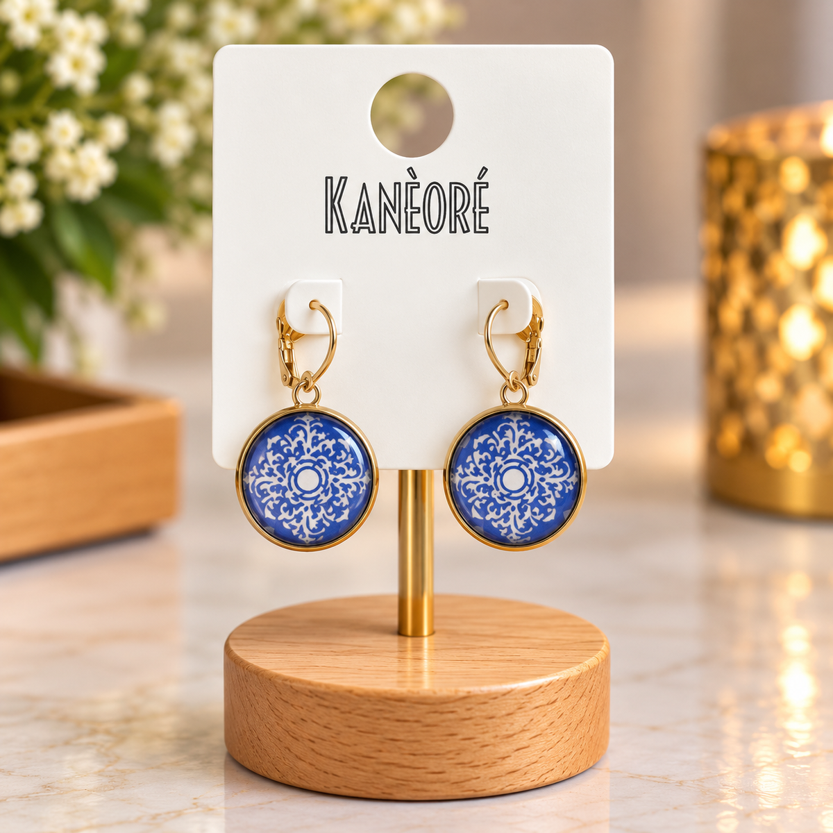 ⭐⭐⭐ Boucles d’oreilles pendantes dorées à motif floral bleu et blanc