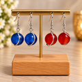 ✨ KANÈORÉ – Boucles d’oreilles pendantes avec perles rouges et bleues