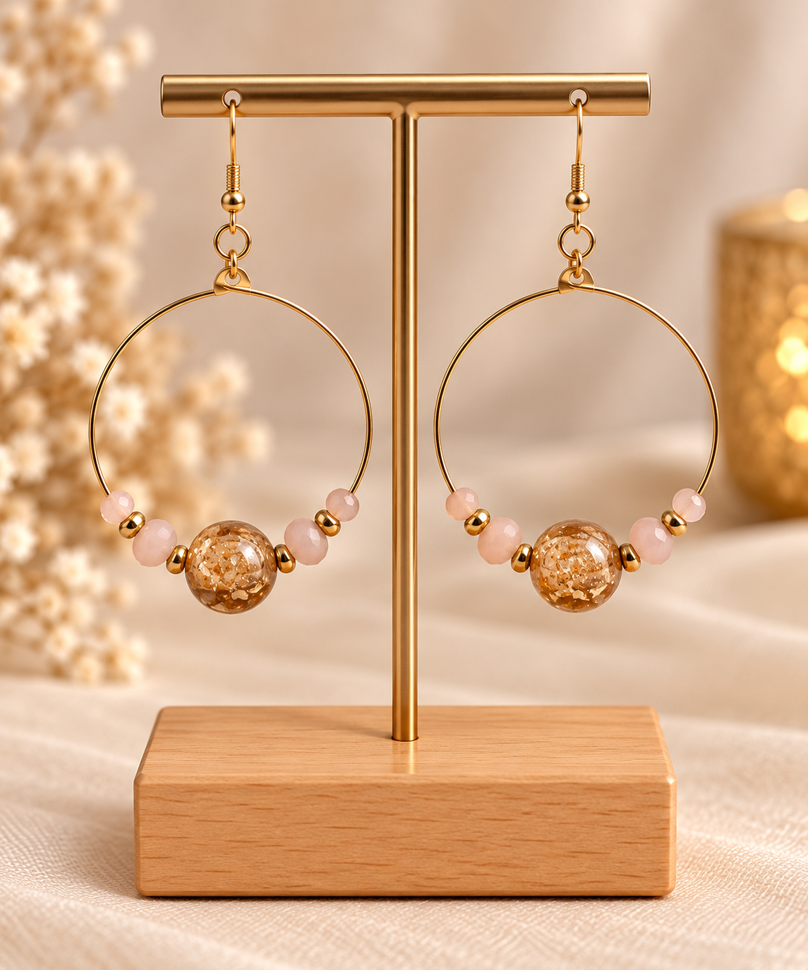 ✨ Kaneore – Créoles dorées avec perles rose poudré et ambre