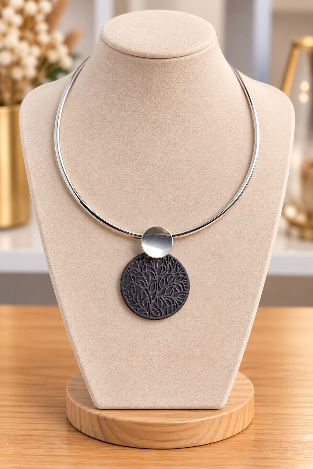 Collier ras-de-cou argenté avec pendentif arbre de vie | Kanèoré