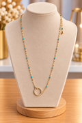 Collier doré avec pendentif anneau scintillant – Kanèoré