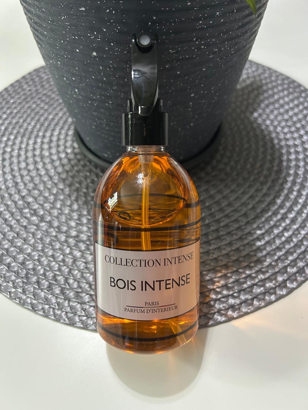 Spray Intérieur BOIS INTENSE – Collection Privée Intense (250ML)