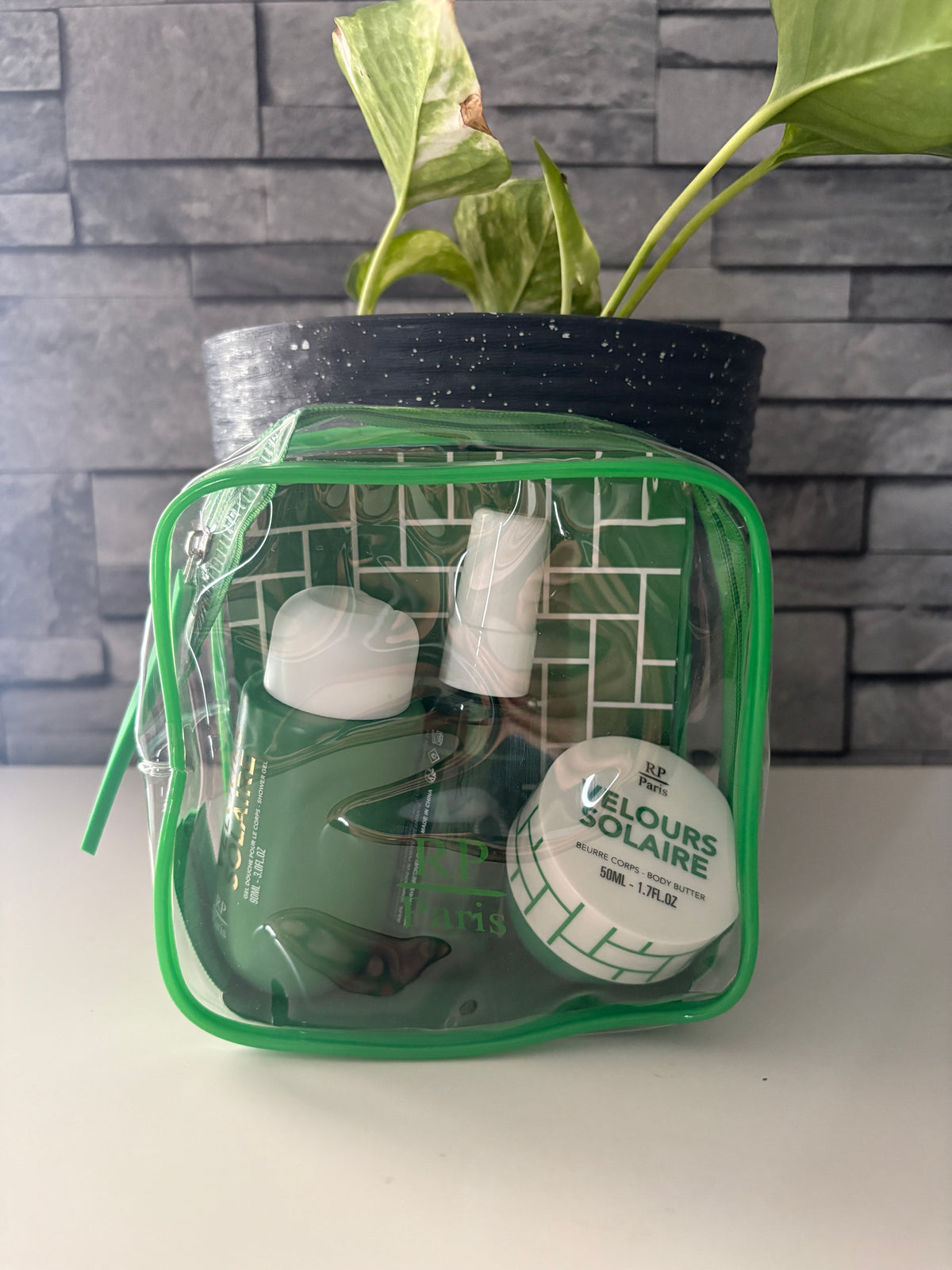Trousse de voyage parfumée – Velours solaire – RP Paris