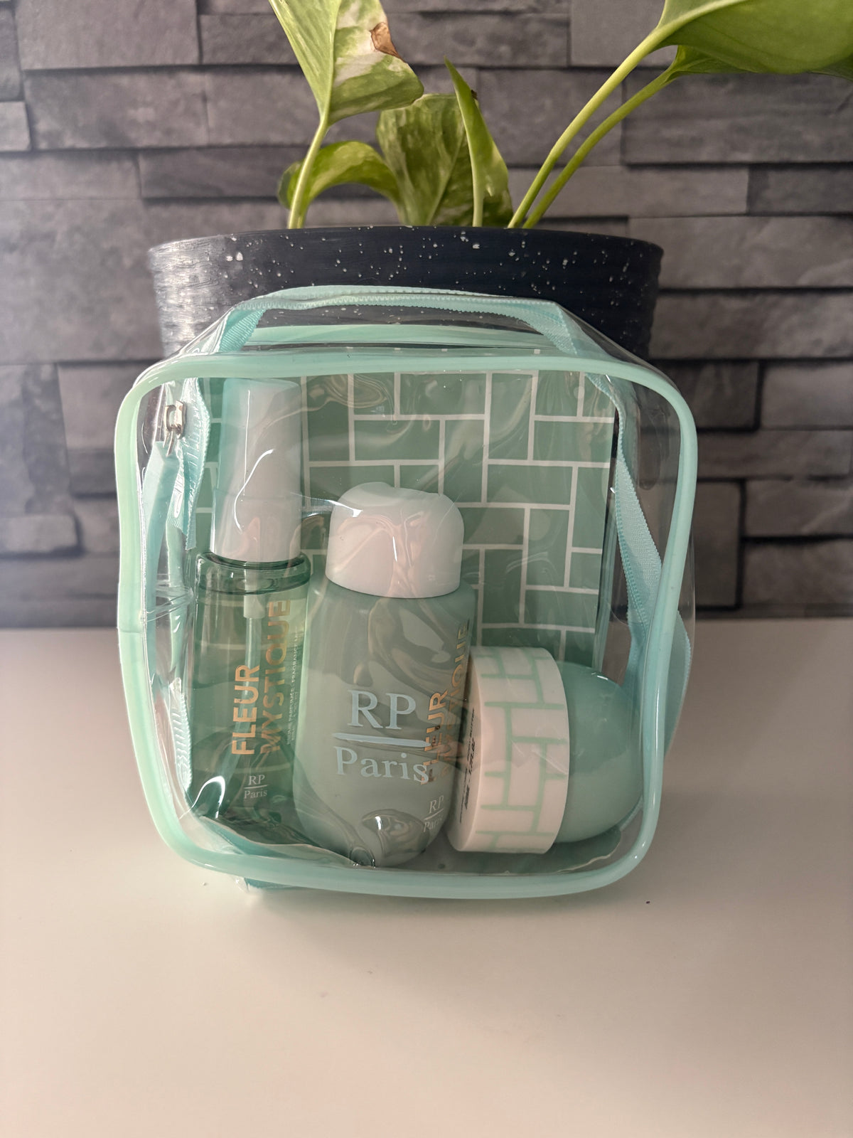 Trousse de voyage parfumée – Fleur Mystique – RP Paris